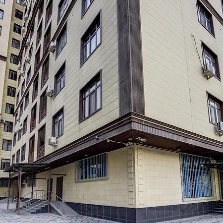 2-Ком Квартира Lägenhet Bishkek Exteriör bild
