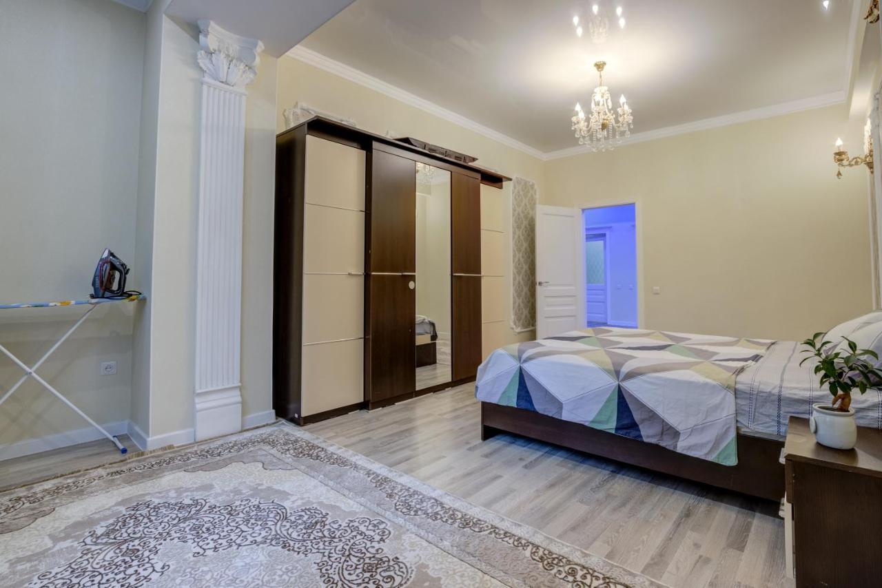 2-Ком Квартира Lägenhet Bishkek Exteriör bild