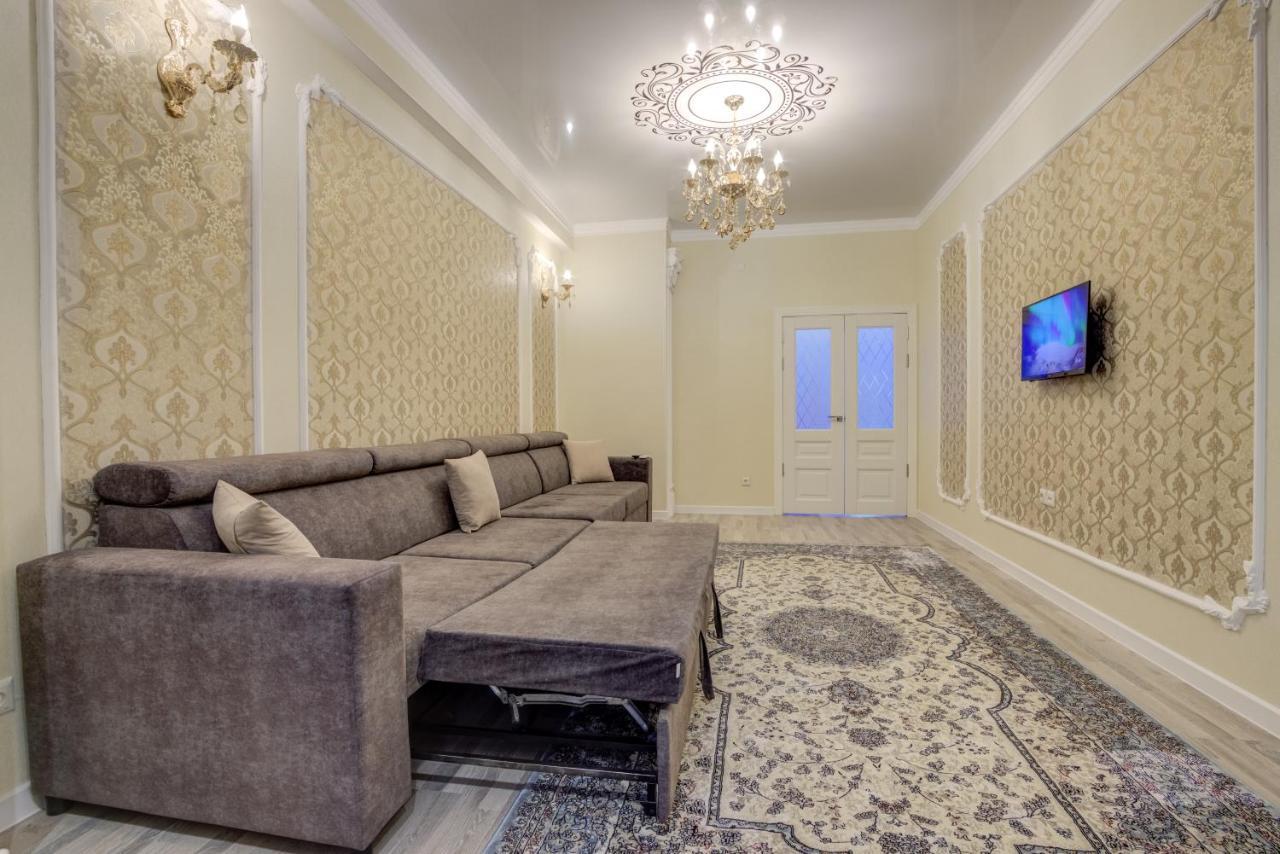 2-Ком Квартира Lägenhet Bishkek Exteriör bild
